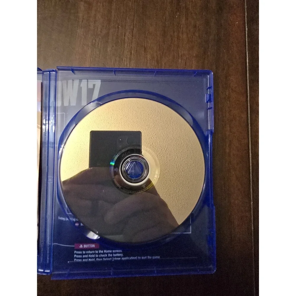 MLB The Show 17 (PlayStation 4, 2017) Baseball PS4 GREAT CONDITION